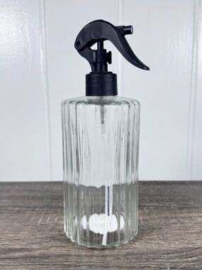 NEW Target Bullseye Playground Clear Glass Spray Bottle
